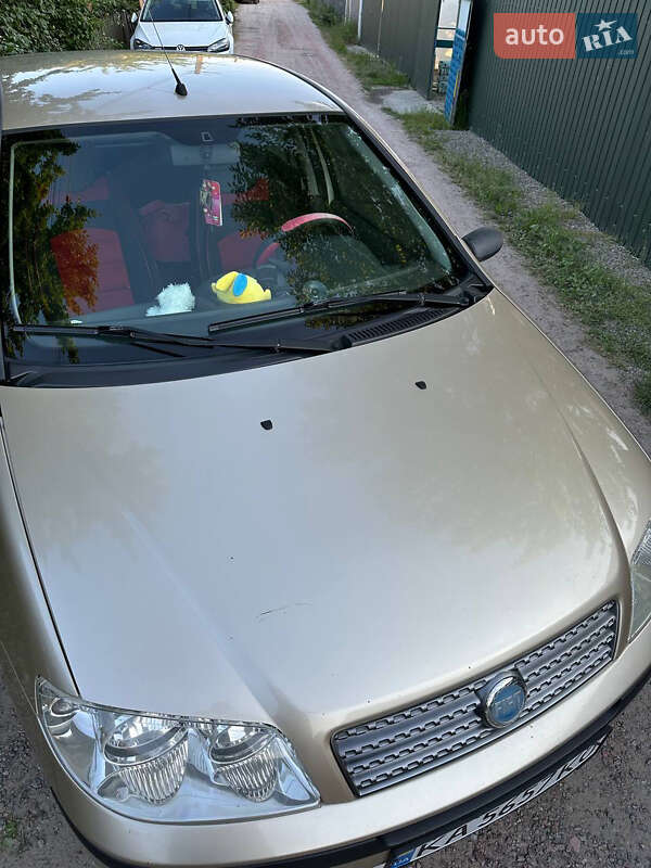 Хэтчбек Fiat Punto 2007 в Киеве