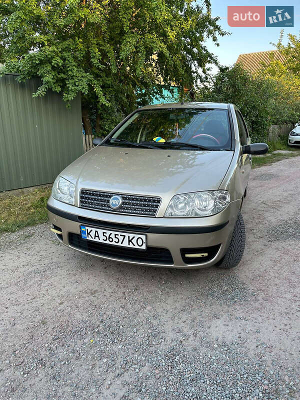 Хэтчбек Fiat Punto 2007 в Киеве