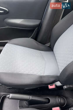 Хэтчбек Fiat Punto 2007 в 