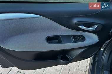 Хэтчбек Fiat Punto 2010 в 