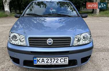 Хэтчбек Fiat Punto 2007 в 