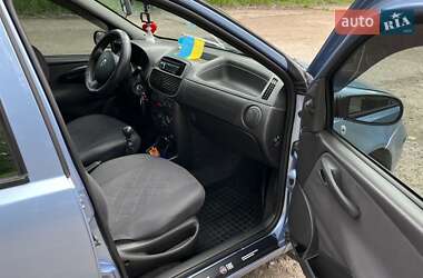 Хэтчбек Fiat Punto 2007 в 