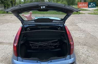 Хэтчбек Fiat Punto 2007 в 