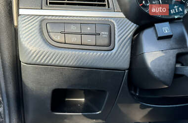 Хэтчбек Fiat Punto 2009 в 