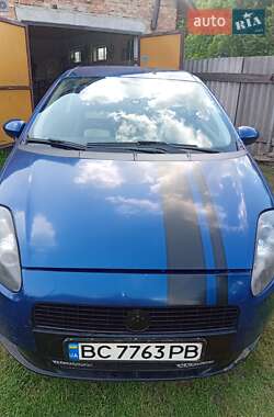 Хэтчбек Fiat Punto 2006 в 