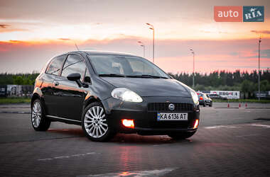 Хэтчбек Fiat Punto 2006 в 