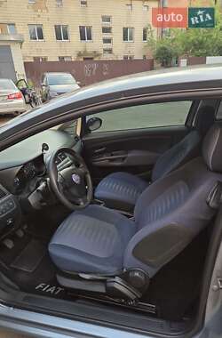 Хэтчбек Fiat Punto 2008 в 