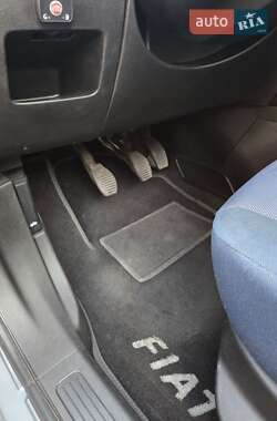 Хэтчбек Fiat Punto 2008 в 