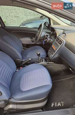 Хэтчбек Fiat Punto 2008 в 