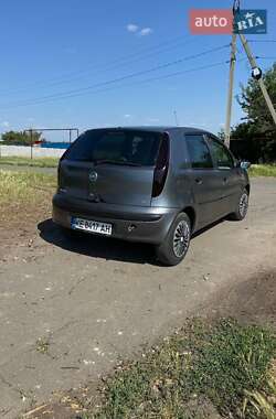 Хэтчбек Fiat Punto 2003 в 