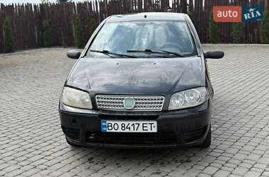 Хэтчбек Fiat Punto 2007 в 