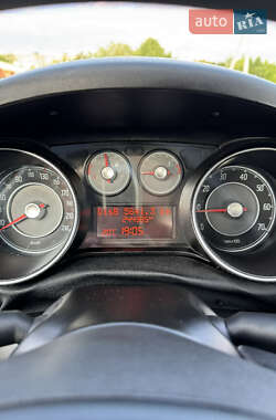 Хэтчбек Fiat Punto 2011 в 
