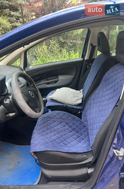 Хэтчбек Fiat Punto 2006 в 