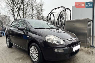 Хетчбек Fiat Punto 2011 в Львові