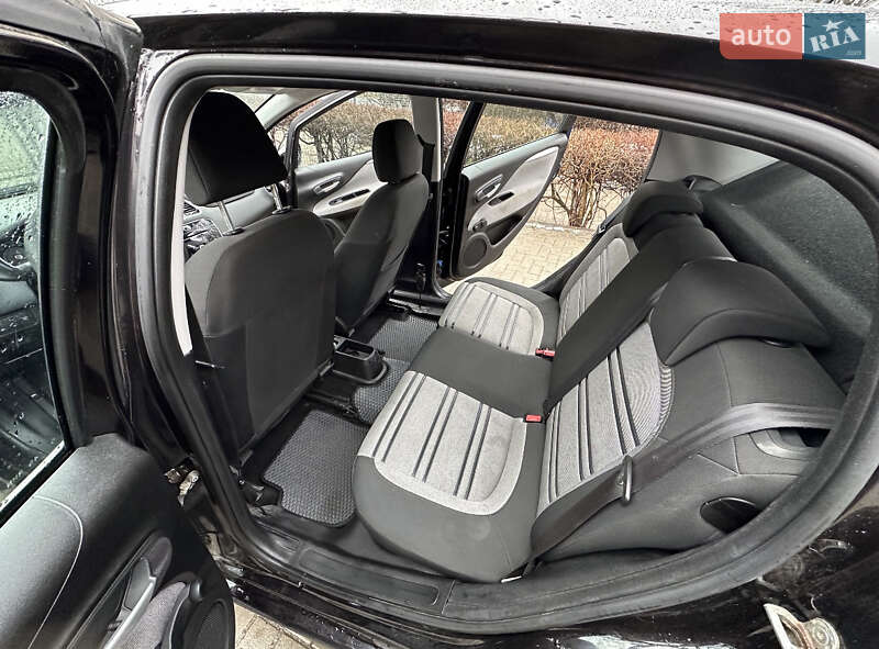 Хэтчбек Fiat Punto 2011 в Львове