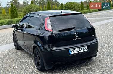 Хетчбек Fiat Punto 2011 в Дніпрі