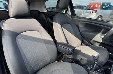 Хэтчбек Fiat Punto 2009 в 