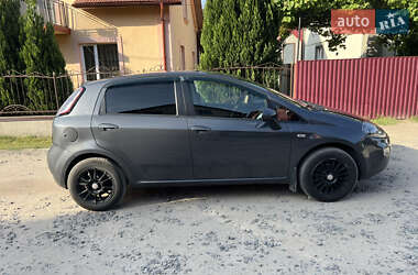 Хэтчбек Fiat Punto 2014 в 