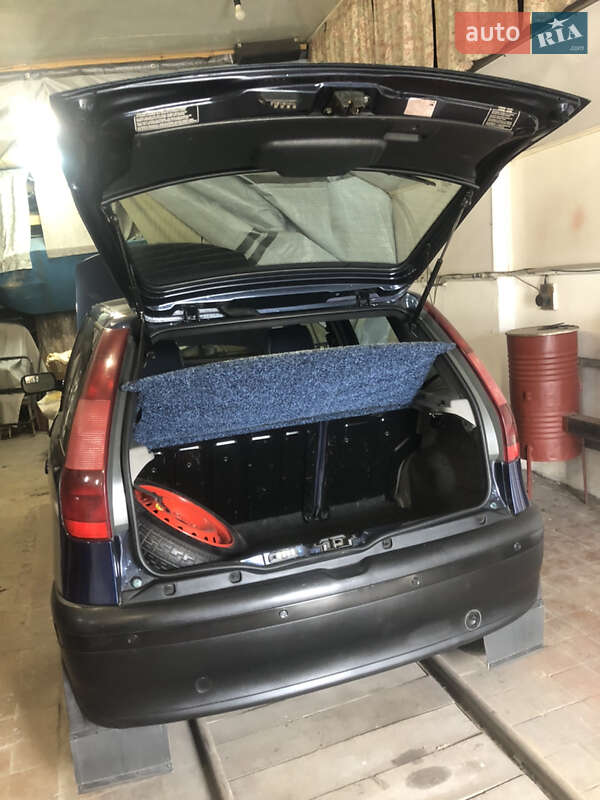 Хэтчбек Fiat Punto 1994 в Житомире