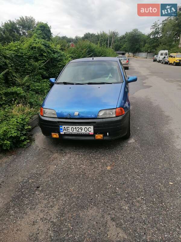 Хэтчбек Fiat Punto 1995 в 