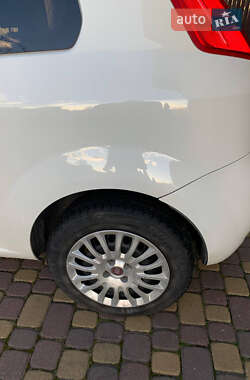 Хетчбек Fiat Punto 2015 в Львові