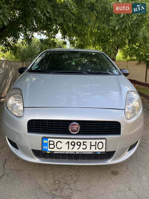 Хэтчбек Fiat Punto 2013 в Умани