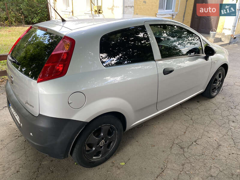 Хэтчбек Fiat Punto 2013 в Умани