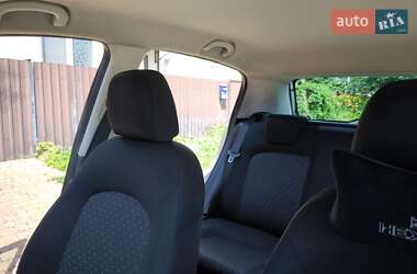 Хэтчбек Fiat Punto 2008 в 
