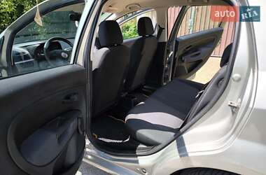 Хэтчбек Fiat Punto 2008 в 