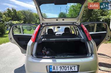 Хэтчбек Fiat Punto 2008 в 