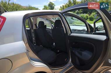Хэтчбек Fiat Punto 2008 в 