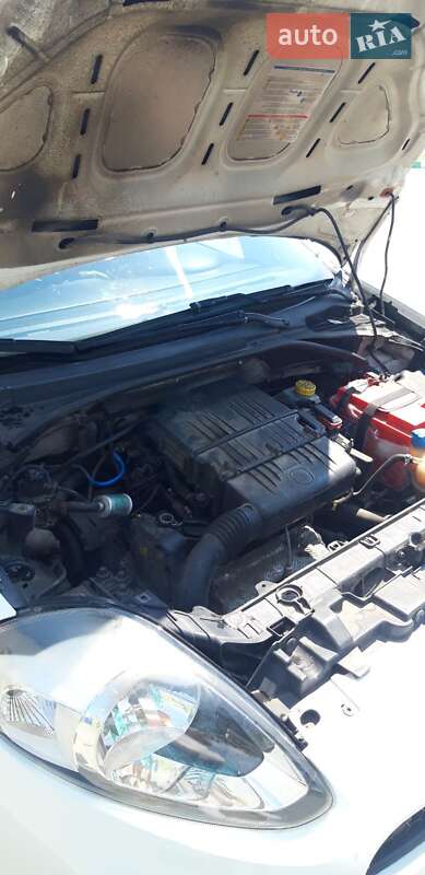 Хетчбек Fiat Punto 2013 в Бориславі