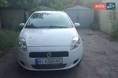 Хэтчбек Fiat Punto 2009 в 