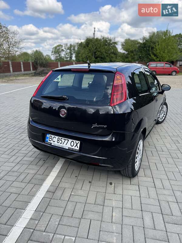 Хэтчбек Fiat Punto 2009 в Самборе