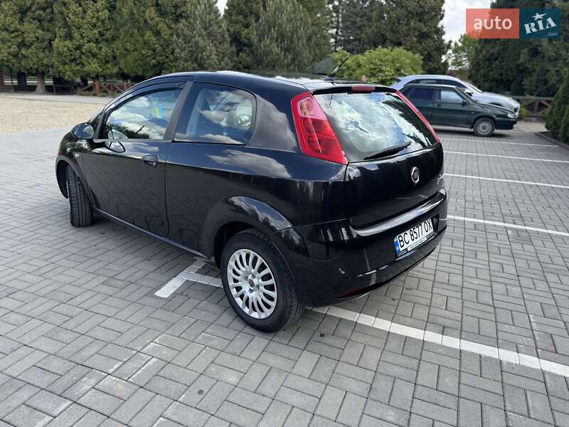 Хэтчбек Fiat Punto 2009 в Самборе