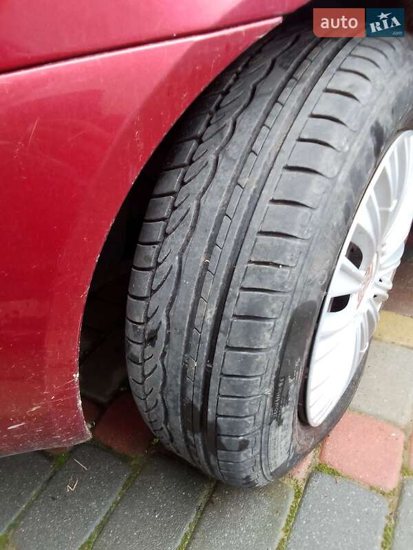 Хэтчбек Fiat Punto 2000 в Иваничах