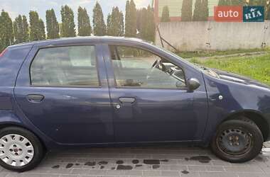 Хэтчбек Fiat Punto 2008 в 