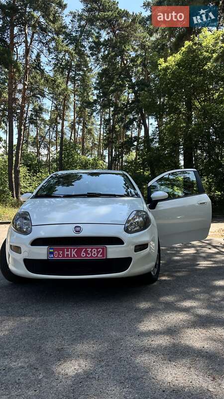 Хэтчбек Fiat Punto 2012 в Черкассах