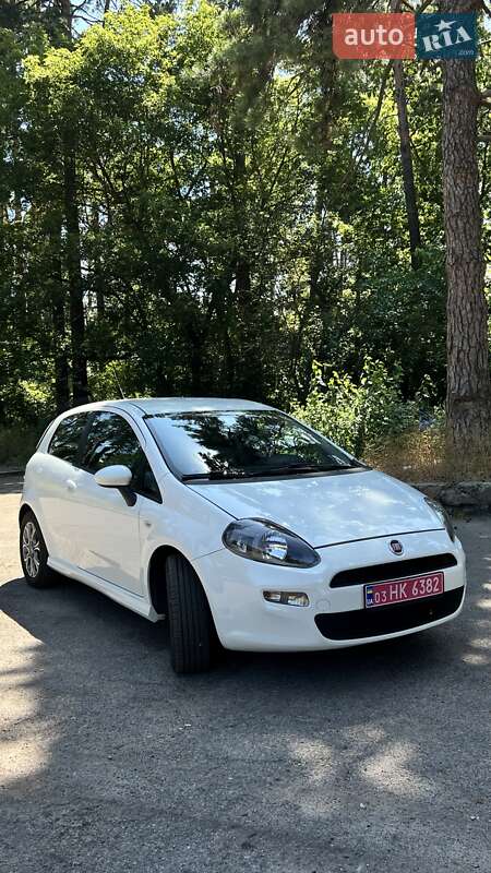 Хэтчбек Fiat Punto 2012 в Черкассах