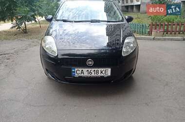 Хэтчбек Fiat Punto 2008 в 