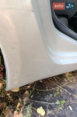 Хэтчбек Fiat Punto 2010 в 