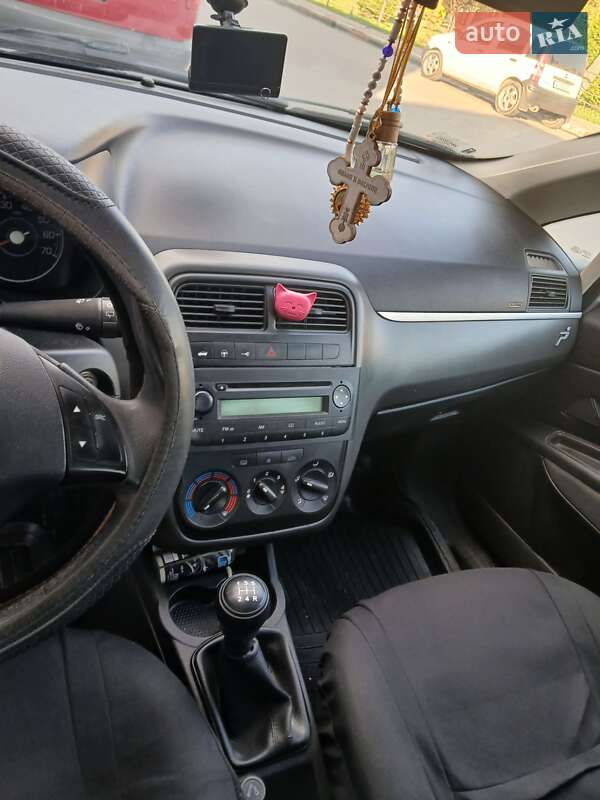 Хэтчбек Fiat Punto 2008 в Василькове фото 2 Хэтчбек Fiat Punto 2008 в Василькове