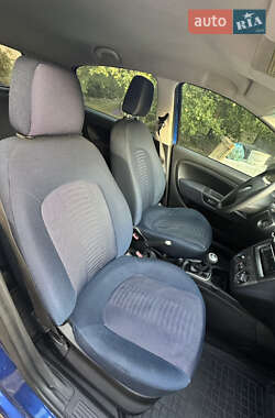 Хэтчбек Fiat Punto 2007 в 