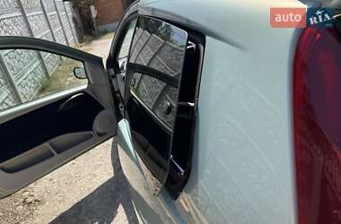 Хэтчбек Fiat Punto 2004 в 