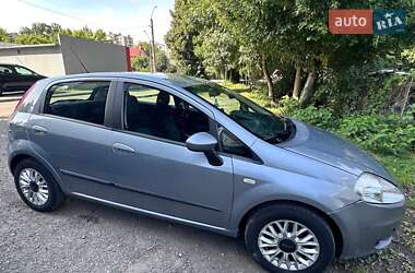 Хэтчбек Fiat Punto 2007 в 