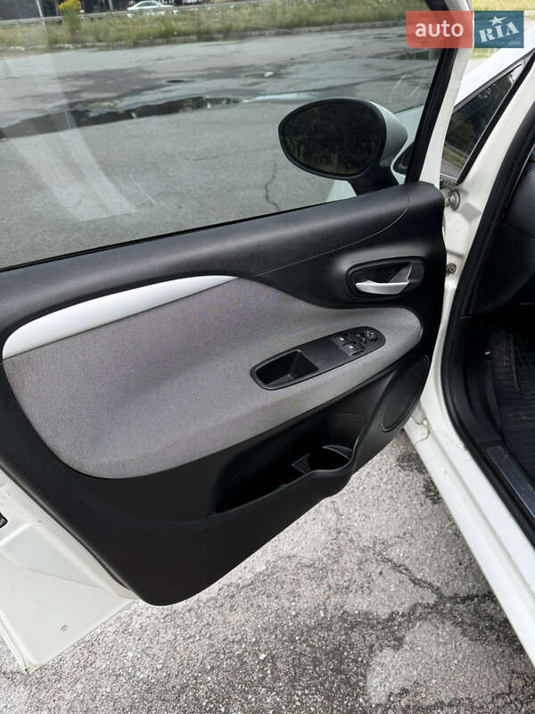 Хэтчбек Fiat Punto 2011 в Житомире фото 17 Хэтчбек Fiat Punto 2011 в Житомире