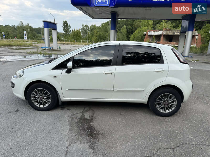 Хэтчбек Fiat Punto 2011 в Житомире фото 29 Хэтчбек Fiat Punto 2011 в Житомире