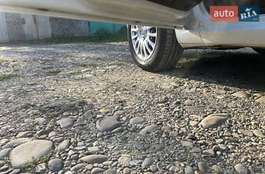 Хэтчбек Fiat Punto 2012 в 