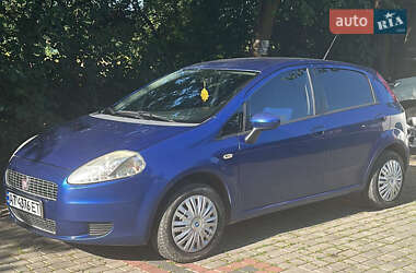 Хэтчбек Fiat Punto 2009 в 