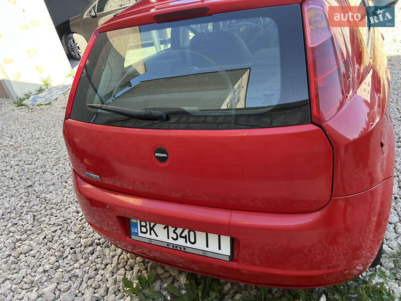 Хэтчбек Fiat Punto 2007 в Кременце